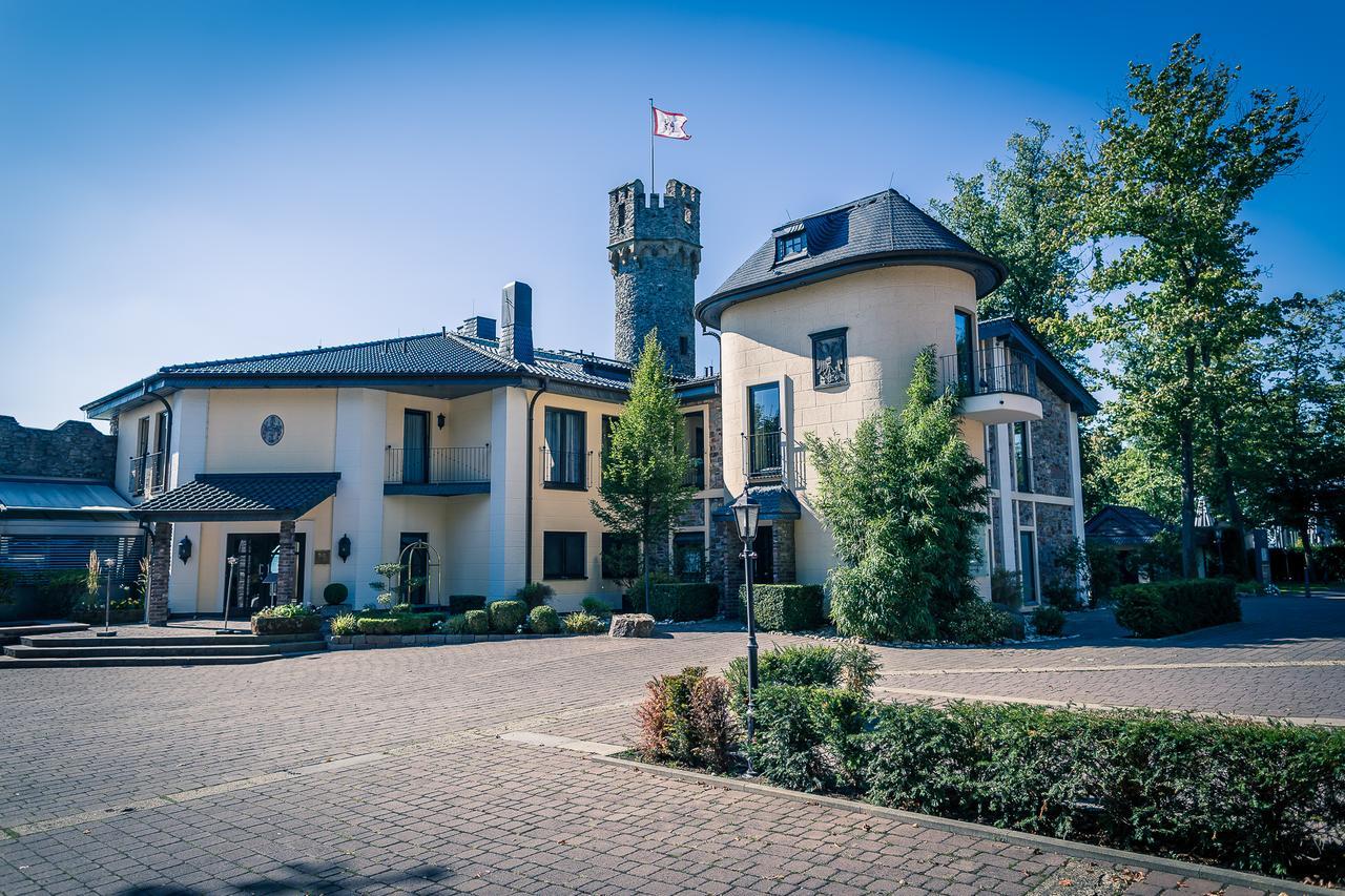 Relais & Chateaux Hotel Burg Schwarzenstein Geisenheim Exterior photo